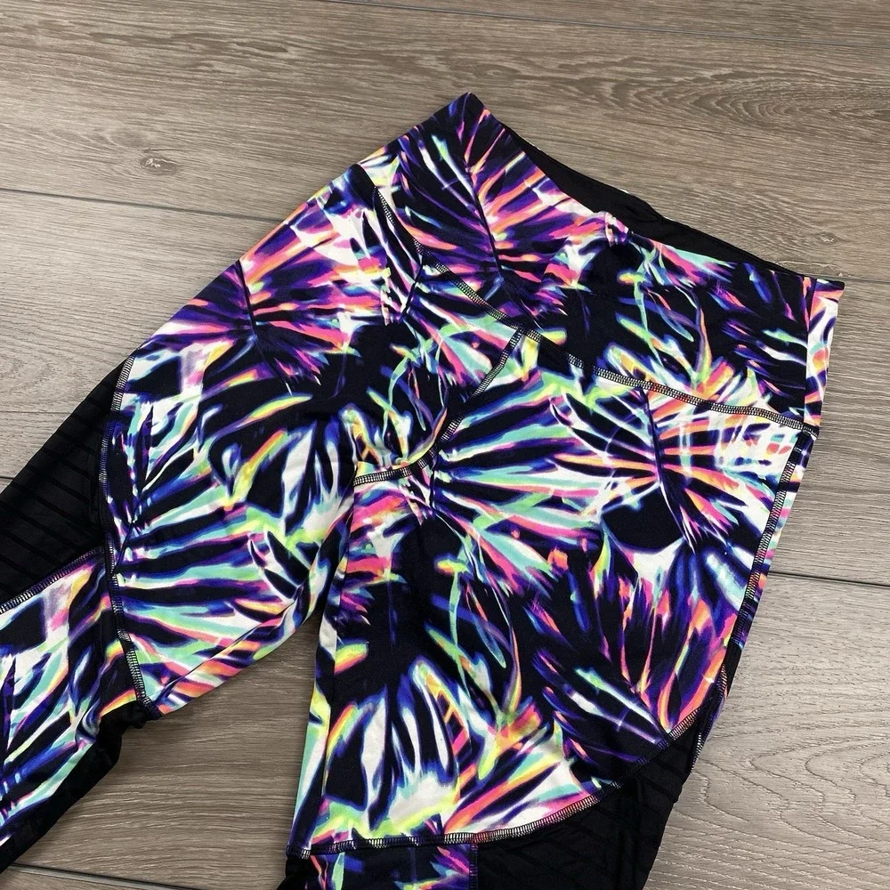 Victoria's Secret PINK Women's Ultimate Crop Leggings Multicolor Tropical Large